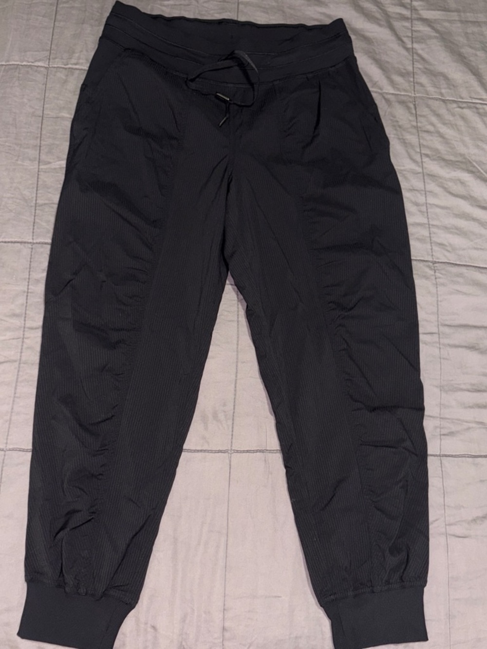 Lululemon Black Drawstring Jogger Pants for Women